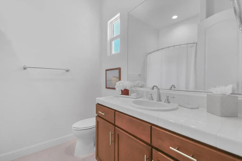 80540 Via Terracina, La Quinta, California 92253 home-pic-32